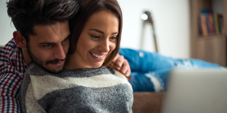 couple checking FHSA and HBP